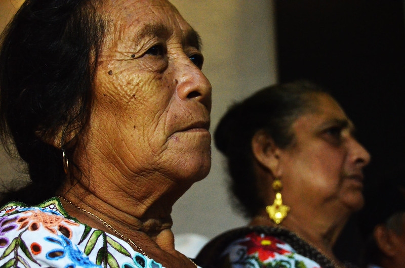 Mujeres adultas mayores, el eslabón más débil en la sociedad